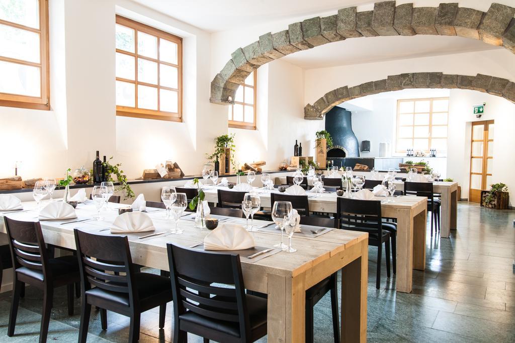 Hotel & Restaurant Hofmatt Muenchenstein Exterior photo